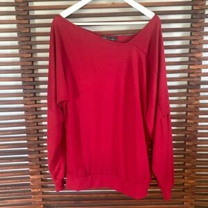 Auxo Collection sweater